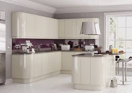 اي شي يعجبني من اثاث سواء جلسات او مطابخ راح اضعها هنا منتديات عالم حواء Glossy Kitchen Curved Kitchen High Gloss Kitchen Cabinets