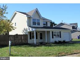 21 Danbury Dr Newark De With Images Commercial Real Estate Local Real Estate Property
