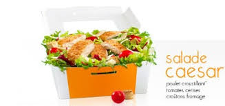 Ajoutez les croûtons et le parmesan frais râpé. Caesar Salad Mc Donald Kazugeek Com