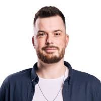 200+ profilů „Balog“