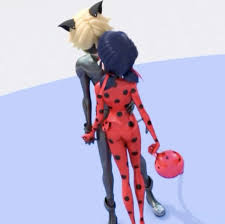 Pin By Merveozel On Ladynoir Miraculous Ladybug Ladybug Miraculous
