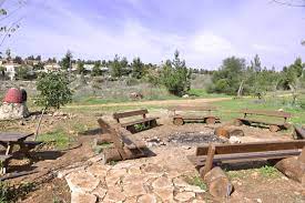שרפת יער גדולה מאיימת על בתי מגורים: ×'×Ÿ ×™×•×'×œ