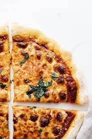 Homemade Cast Iron Skillet Pizza Recipe Skillet Pizza Cast Iron Skillet Pizza Pizza Recipes Homemade