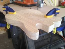 I went to lowe's a week ago to buy some shellac and was reminded that zinsser, the maker of bulls eye amber, clear and sealcoat brands, no longer provides the date of manufacture so users can calculate whether or not the shellac will dry properly. Dye Recommendation For Ash Body Telecaster Guitar Forum