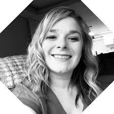 Jami Adams's Instagram, Twitter & Facebook