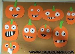 On peut faire ces citrouilles en version plus. Faire Une Citrouille Avec Papier Orange Bricolage Halloween Activite Manuelle Halloween Citrouille Halloween Bricolage Decoration Halloween