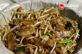 Resepi kuey teow kung fu rangup sedap berkuah macam kat kedai tom yamplease subscribe my channel.resepi kuey teow kung fu rangup se. Kuching Must Eat 333 Charcoal Fried Kueh Tiaw Teaspoon