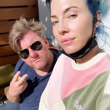 Happy thanksgiving forgive your mother.