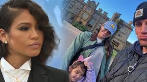 Nancy Tunis's Instagram, Twitter & Facebook