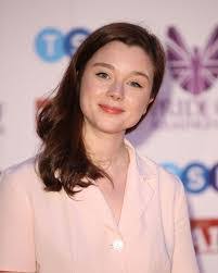 Claudia James's Instagram, Twitter & Facebook