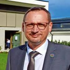 AMTLICHES MITTEILUNGSBLATT DER STADT GEFREES