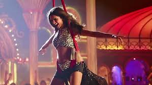 Click to share it on facebook.\r\rthe much awaited tamil trailer of farah khans happy new year is finally here! Deepika Padukone Happy New Year Photos Ameesha Patel Fans