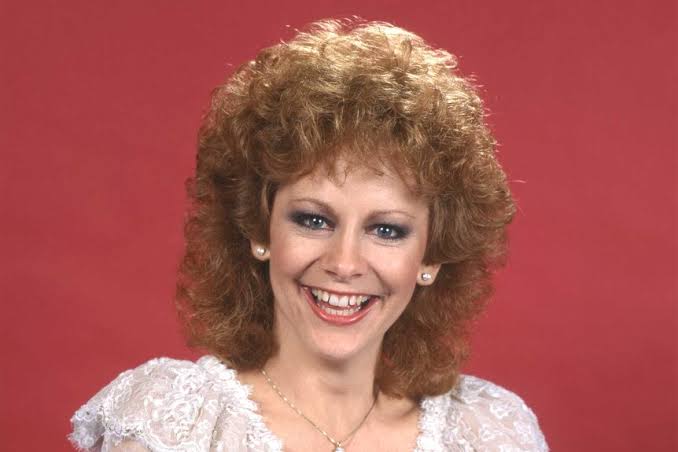 Reba McEntire When She Was Young: Check Out These Pictures