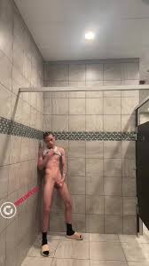 SEXY DEVANTE XXX LOCKER ROOM FREAK (NO CUM) | GayPornTube