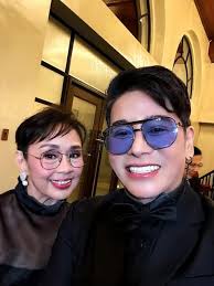 JESS SANCHEZ, ANG GUWAPONG CHARACTER ACTOR Maka-ilang beses na ring nagbida  sa mga action films noon si Jess Sanchez, at pawang mga mainstream  actresses ang nakatambal nya. Sa kalaunan ay tumanggap na