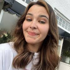 Erin Albright (@erinalbright53)