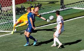 Partida dintre slovacia si spania, din grupa c a preliminariilor campionatului european, va incepe joi, la ora 21:45, transmisa fiind de digisport 1. Crlrx8jfjongqm