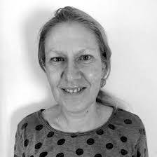 Catherine Burge's Instagram, Twitter & Facebook