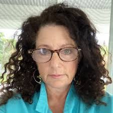 Esther Rose (@EstherJRose)