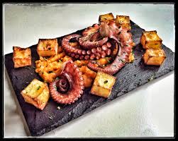 Polpo affumicato con puntarelle e patate viola e gamberi crudi di mazzara con stracci. Insalata Di Polpo 2 0 Timoserpillo