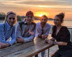 Denis shapovalov news, gossip, photos of denis shapovalov, biography, denis shapovalov denis shapovalov is a 21 year old canadian tennis player born on 15th april, 1999 in tel aviv, israel. Shapovalov Enjoying Vacation With Girlfriend And Family Tennis Tonic News Predictions H2h Live Scores Stats