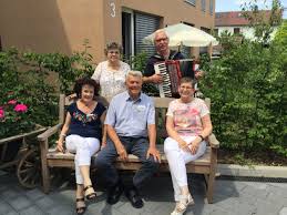 Der Dammerschoppen Altenhilfe Plochingen Altbach Deizisau E V