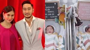 Arti mimpi hamil saat tidur siang. Syahnaz Melahirkan Bayi Kembar 5 Faktor Ini Yang Memengaruhi Wanita Bisa Hamil Kembar Tribun Bali