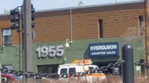 Магазин осветительных приборов, магазин товаров. Ferguson Plumbing Supply 1955 University Ave W St Paul Mn 55104 Usa