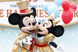 On the disney wiki minnie mouse is quoted as saying about mickey: Meet Mousemingle A Dating Site For Disney Fans Glamour