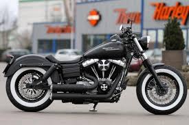Club style harley davidson street bob, walk around, parts list and fire up! Customized Harley Davidson Dyna Models By Thunderbike
