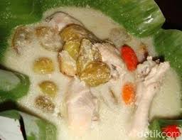 Kali ini fimela akan membagikan lima resep lauk serba dikukus yang dibungkus dengan daun pisang. 5 Versi Racikan Garang Asem Mana Yang Paling Maknyus