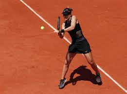 Paula badosa reúne los requisitos que demanda el tenis moderno. Slovenian Zidansek Battles Past Badosa To Reach French Open Semis Reuters