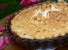 Tarte A La Rhubarbe Meringuee Extra Fondante La Recette Facile