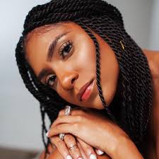 NAOMI COWAN ◦ ️Dachstock Bern