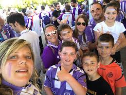 Seguimos soñando, aún estamos emocionados de lo vivido anoche! Este  sentimiento es increíble, no podemos explicarlo ni intentéis entenderlo  😉😉😉 Veronica Arenas Perez Rocio Arenas Tamara Ordax Ramos Javier Silva  Jonatan Valladares