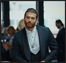 Rushing into a new job at an advertising company, she soon falls for her boss, can. Can Yaman Can Divit Gif Canyaman Candivit Erkencikus Discover Share Gifs