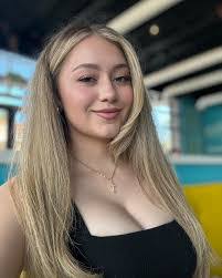 Jamie Angel's Instagram, Twitter & Facebook