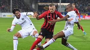 Bundesliga live commentary for eintracht frankfurt v freiburg on 22 may 2021, includes full match statistics and key events, instantly updated. Eintracht Frankfurt Sge Verliert In Freiburg Abraham Checkt Trainer Um Eintracht