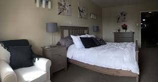 Belmar Villa Is An Assisted Living Community Located In Fresno Ca This Is A Large Sized Assisted Living Community 1 Bedroom Apartment Assisted Living Belmar