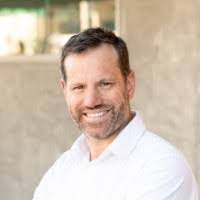 Daniel Hilson's Instagram, Twitter & Facebook