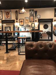 That means that the design is drawn directly onto the skin with a pen, right before we tattoo. Chapter One Tattoo Vice Vibe