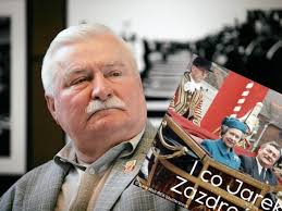 Wałęsa wrzuca na FB zdjęcie z królową Elżbietą. 'I co Jarek? Zazdrościsz?'