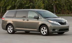 Providing slightly higher marks in fuel efficiency during city driving in the 2014 toyota sienna vs 2014 grand caravan comparison, the sienna proves to be a great ride for any trip. 2014 Toyota Sienna Test Drive Review Cargurus