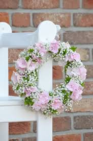 Kirchendeko Zur Hochzeit Selber Machen Ein Hortensienkranz Diy Blumenkranz Hochzeit Kirchendeko Hochzeit Hochzeitsblumen