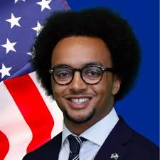 Thank you Pomona College and Lorraine Harry for this feature.