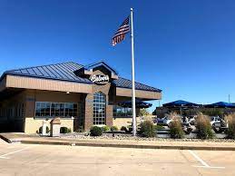 Complete list of store locations and store hours in all states. Culver S Restaurant 1005 N Center Point Rd Hiawatha Ia 52233 Usa