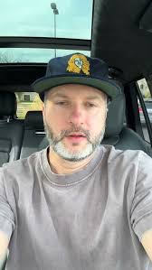 We lost a family member this morning. Dixie Doodle Heath has been our baby  for the past 6 years (Siebe's for 10 years). When I first met her she had  chased down