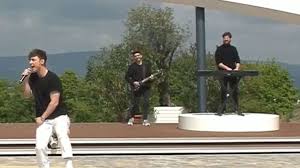 Darauf folgt ein telefonat mit einer. Zdf Fernsehgarten Sehen Sie Gleich Woruber Bei Diesem Musik Auftritt Gelastert Wird Tv