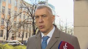 Za górami, za lasami, siedzi giertych z mundurkami. Roman Giertych Zatrzymany Przez Cba Przeszukanie W Domu Adwokata Polsat News