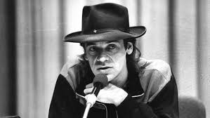 Find the latest tracks, albums, and images from udo lindenberg. 1983 Das Lindenberg Konzert Im Blick Der Stasi Ndr De Geschichte Chronologie